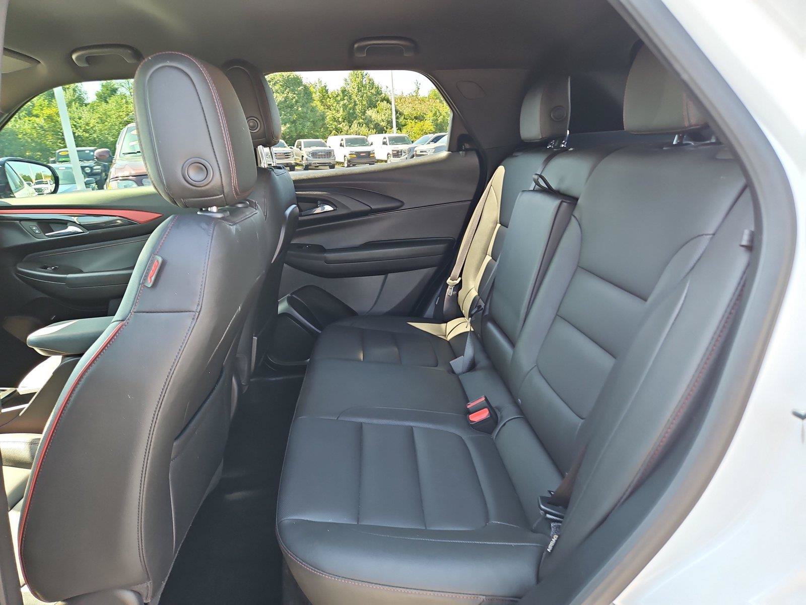 Used 2025 Chevrolet TrailBlazer RS w/ Convenience Package FWD image 13