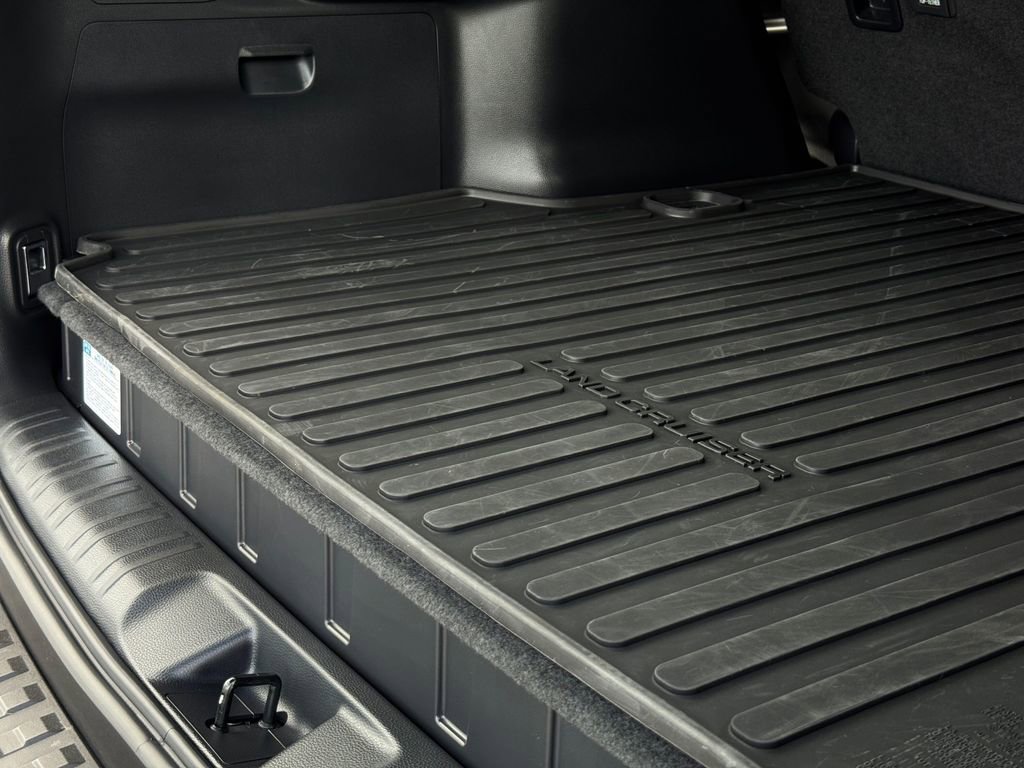 Certified 2025 Toyota Land Cruiser w/ Premium Package image 13