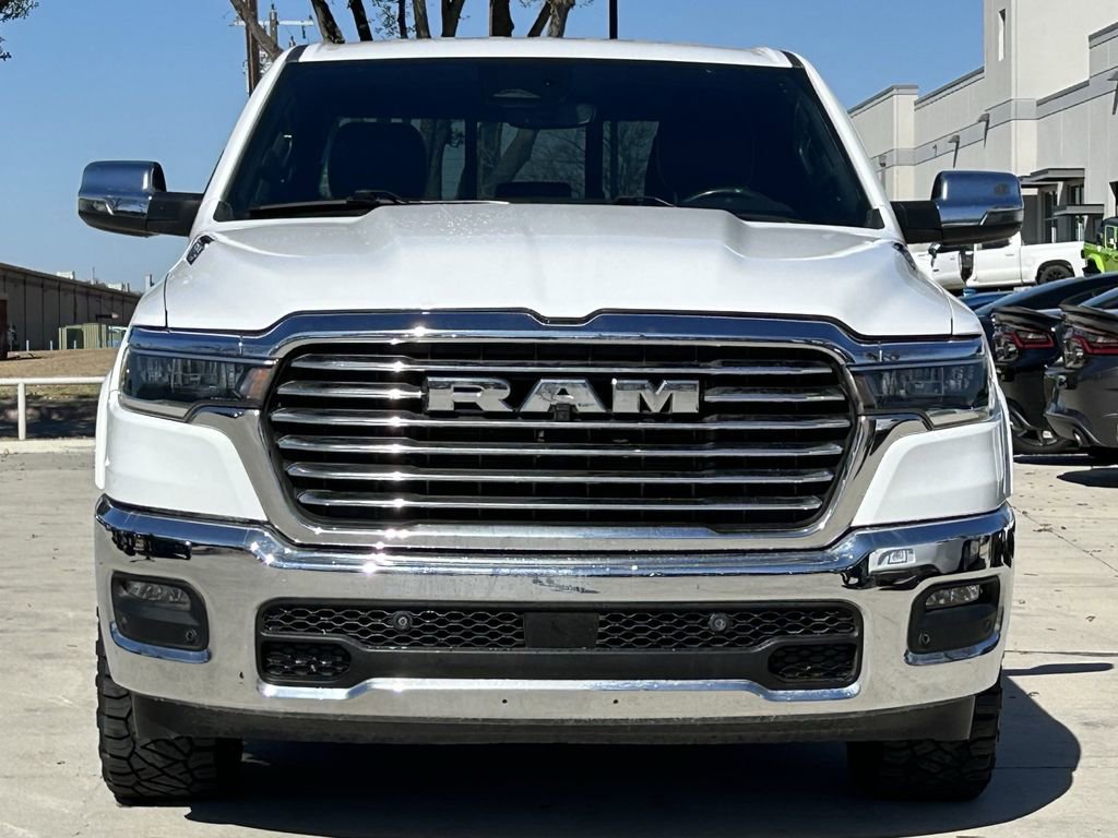 Used 2025 RAM 1500 Laramie AWD/4WD image 10