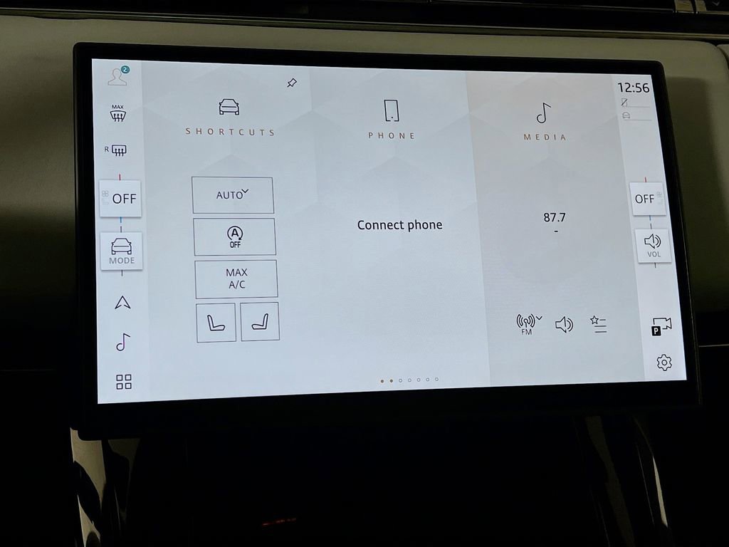 Used 2024 Land Rover Range Rover Sport Dynamic SE image 15