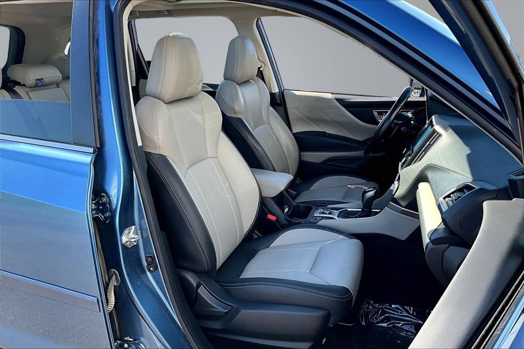 Used 2023 Subaru Forester Limited AWD/4WD image 30