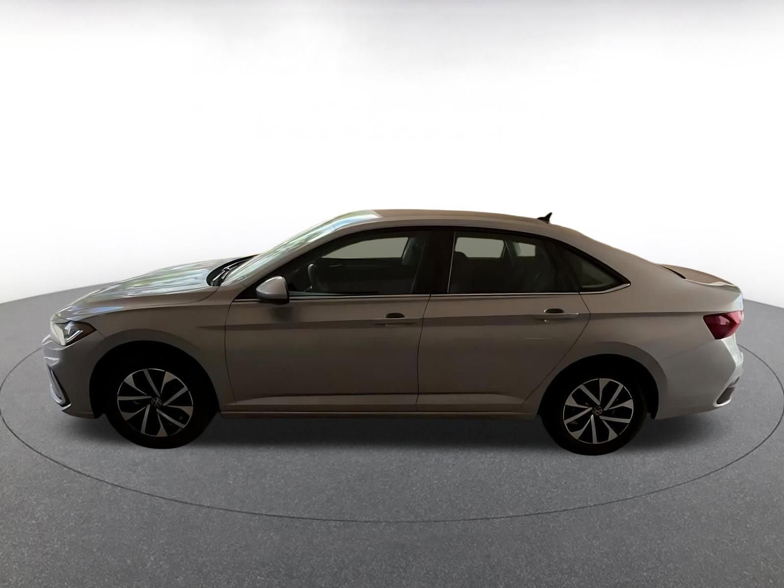 Used 2025 Volkswagen Jetta S FWD image 9