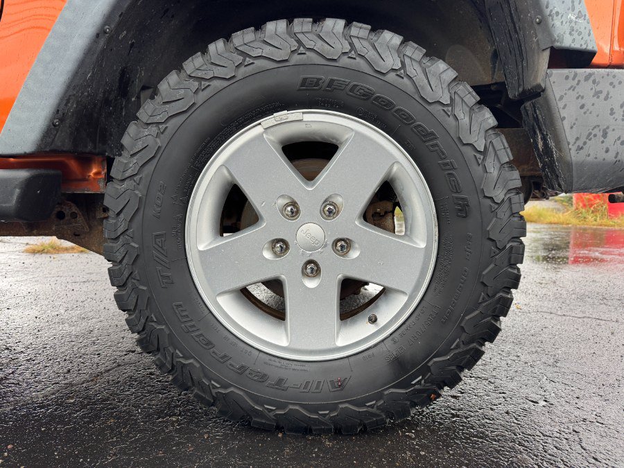 Used 2011 Jeep Wrangler Sport AWD/4WD image 13