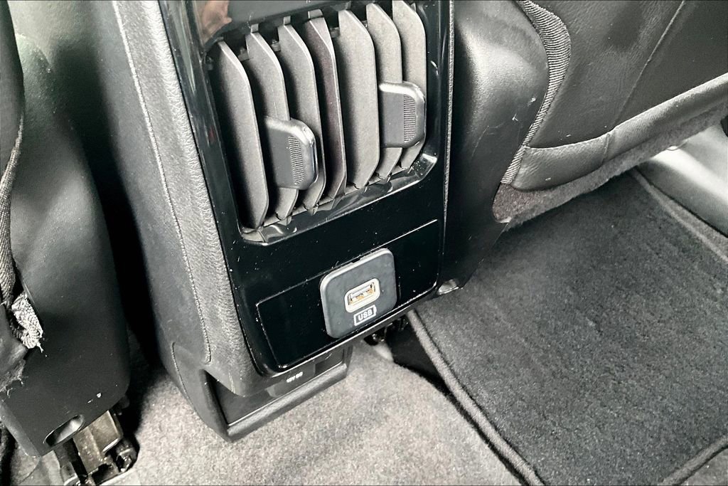 Used 2023 Jeep Compass Limited image 25