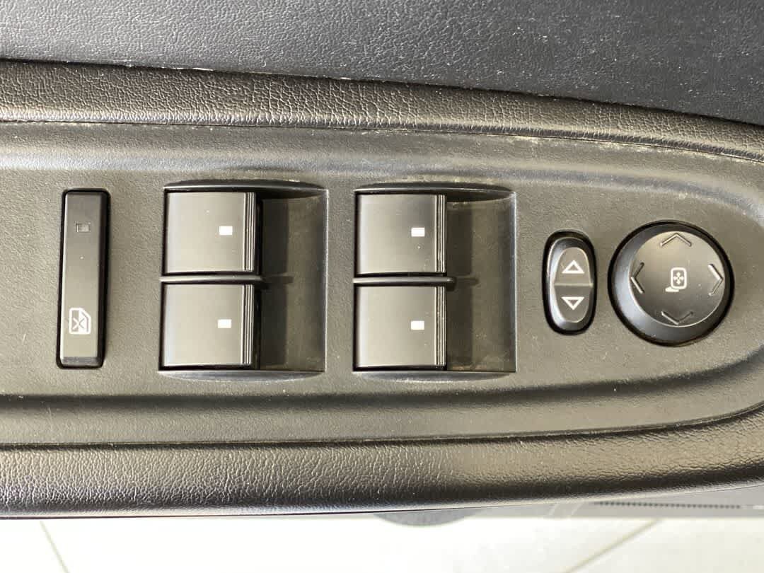 Used 2016 Chevrolet Traverse LT AWD/4WD image 16