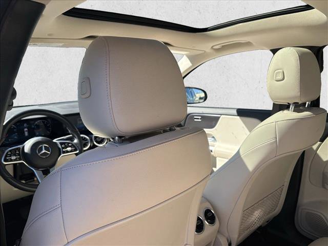 Certified 2022 Mercedes-Benz GLA 250 image 13