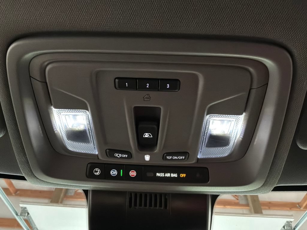 Used 2025 Chevrolet Silverado 3500 LTZ w/ LTZ Plus Package AWD/4WD image 21