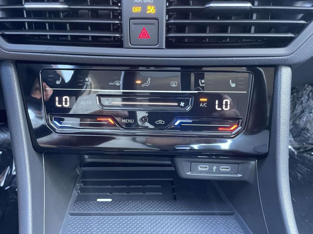 New 2027 Volkswagen Jetta SEL FWD image 29