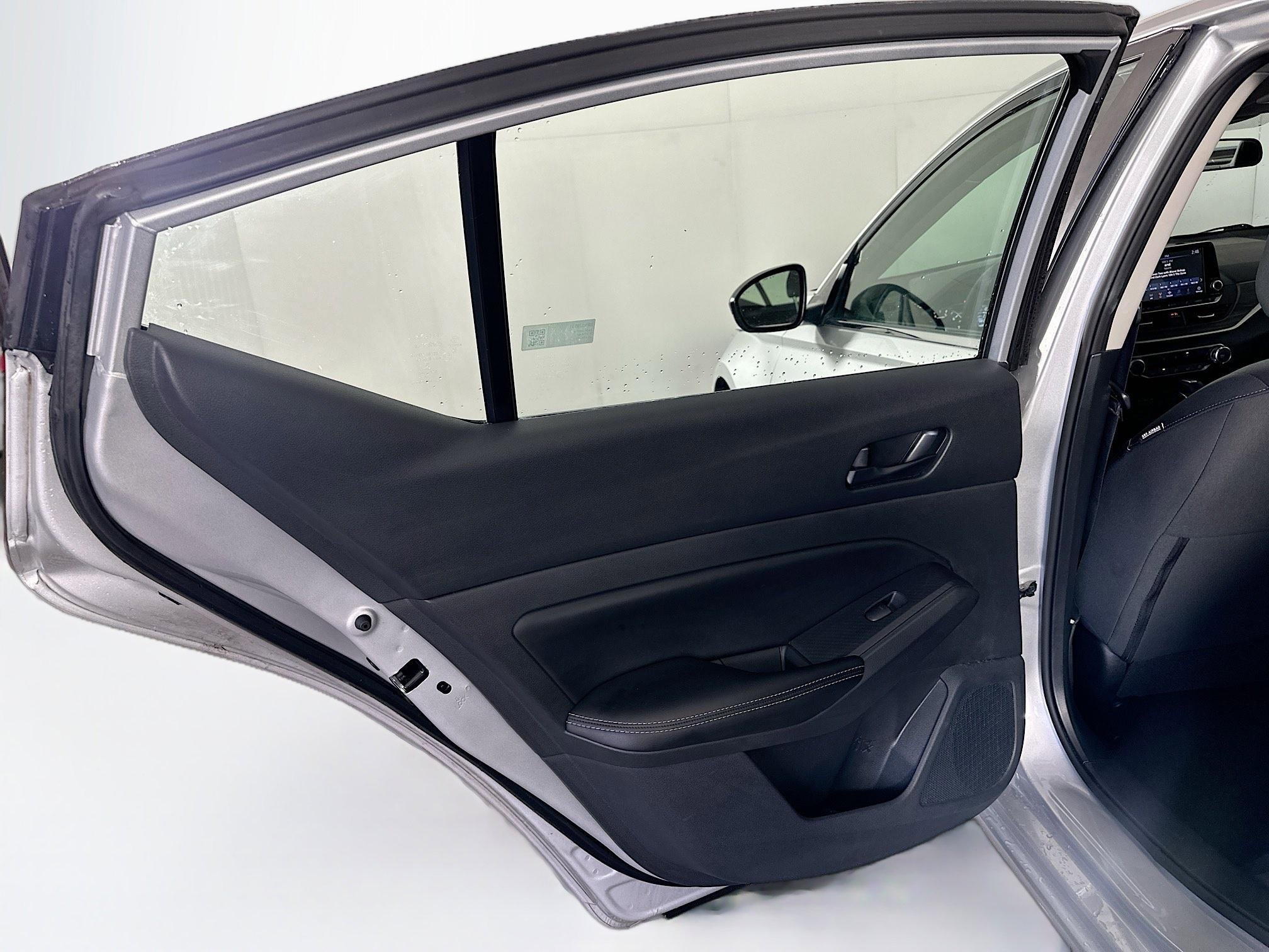 Used 2024 Nissan Altima 2.5 SV image 24