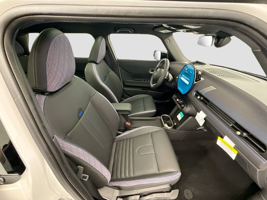 New 2026 MINI Cooper 4-Door Hardtop FWD image 19