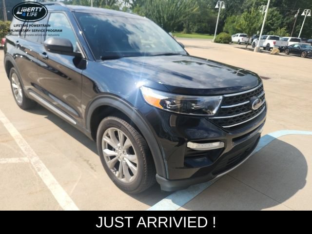 Used 2023 Ford Explorer XLT w/ Equipment Group 202A AWD/4WD image 5