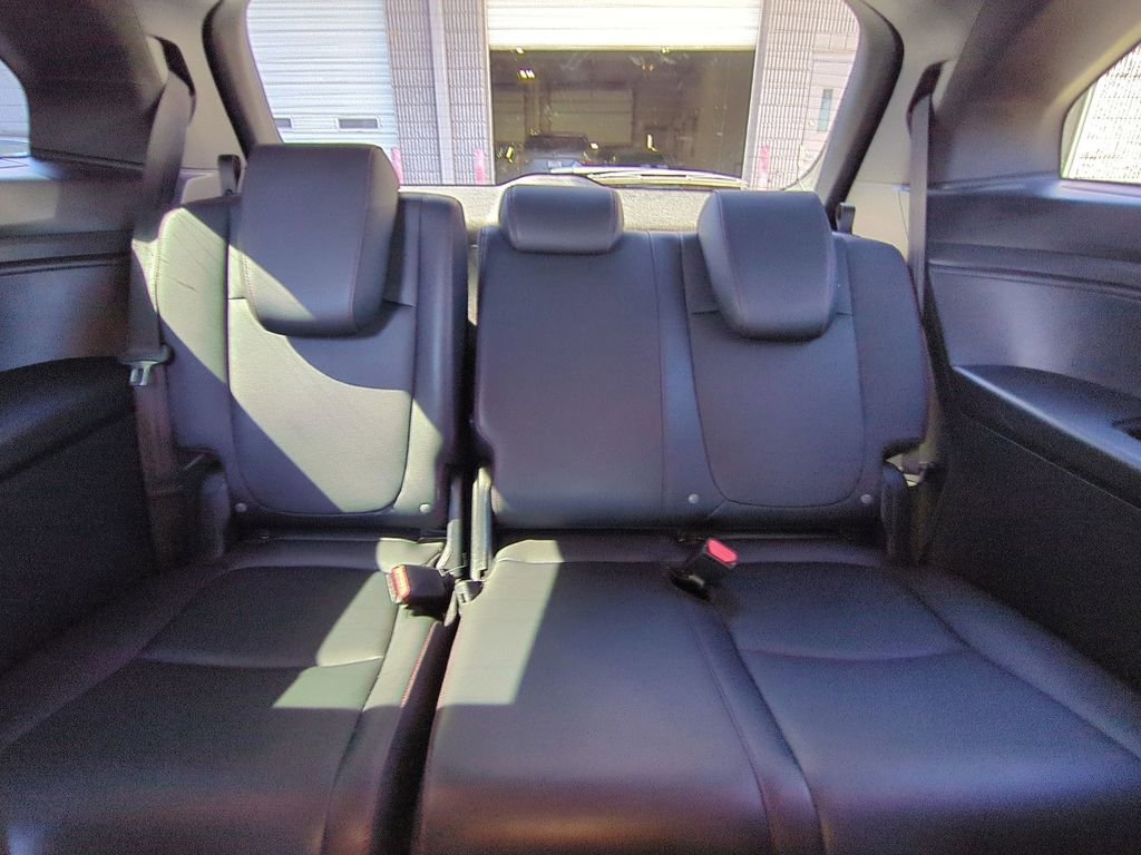 Used 2025 Honda Odyssey Sport-L image 29