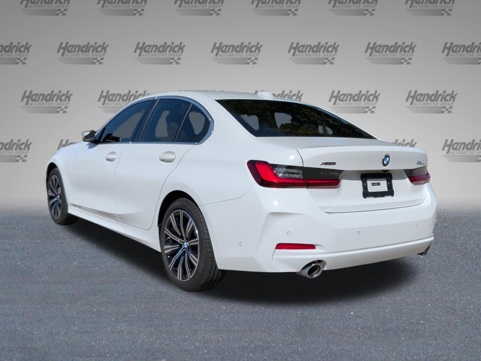 Used 2026 BMW 330i xDrive Sedan w/ Convenience Package AWD/4WD image 9