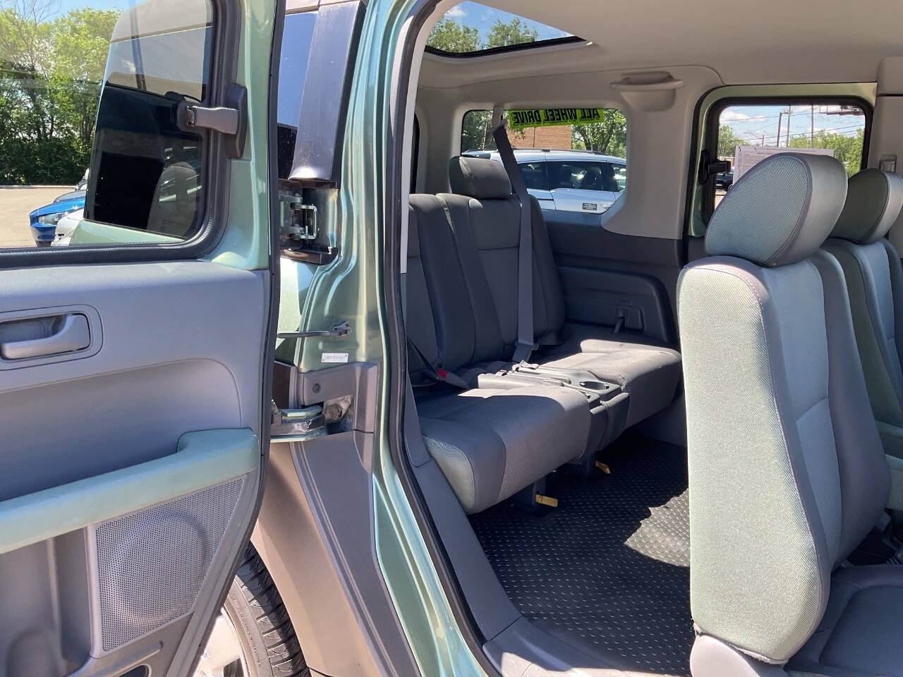 Used 2004 Honda Element EX image 35