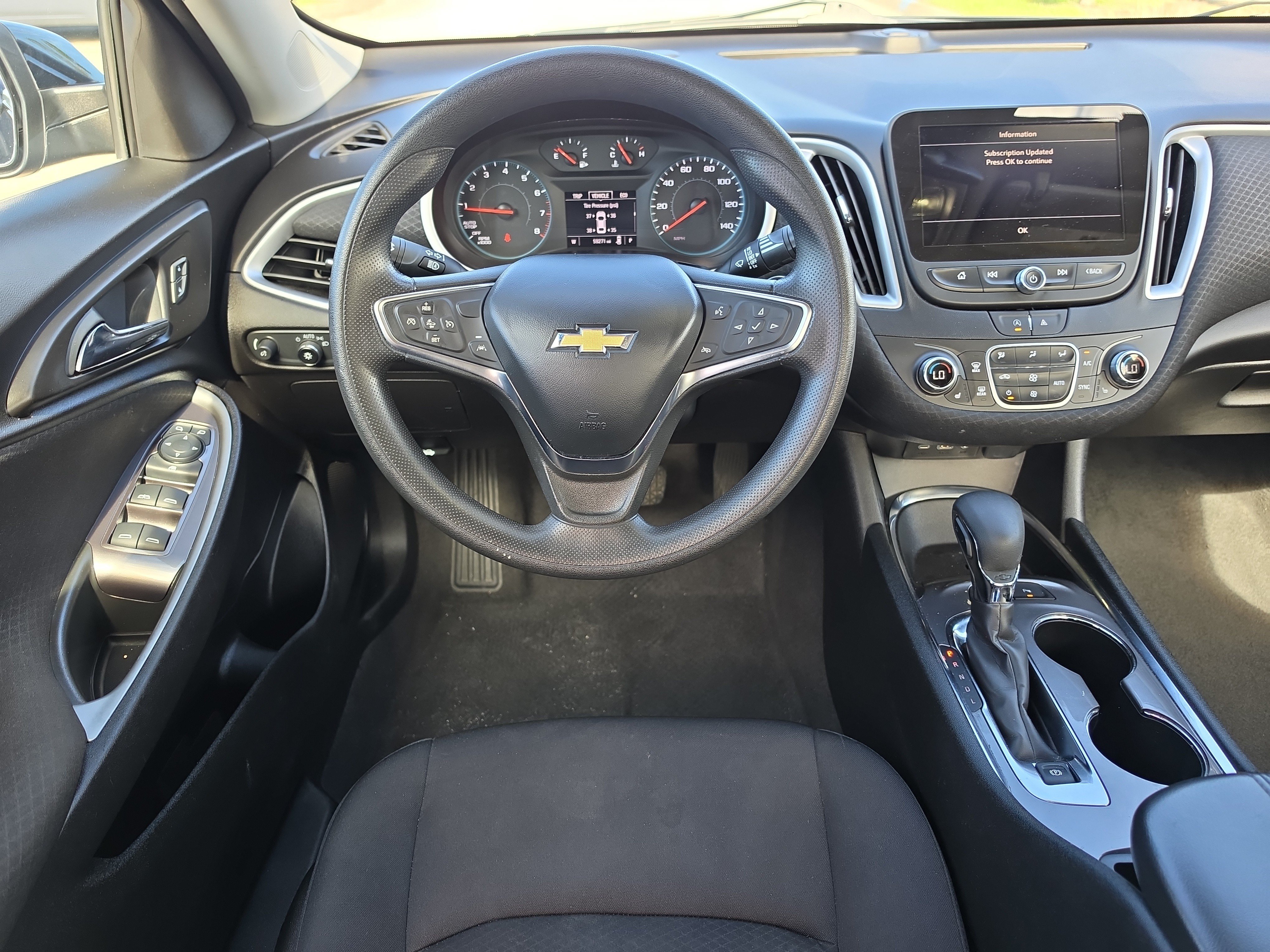 Certified 2024 Chevrolet Malibu LT FWD image 9