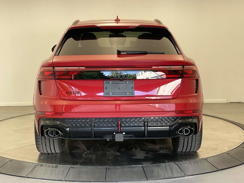New 2025 Audi RS Q8 performance image 6