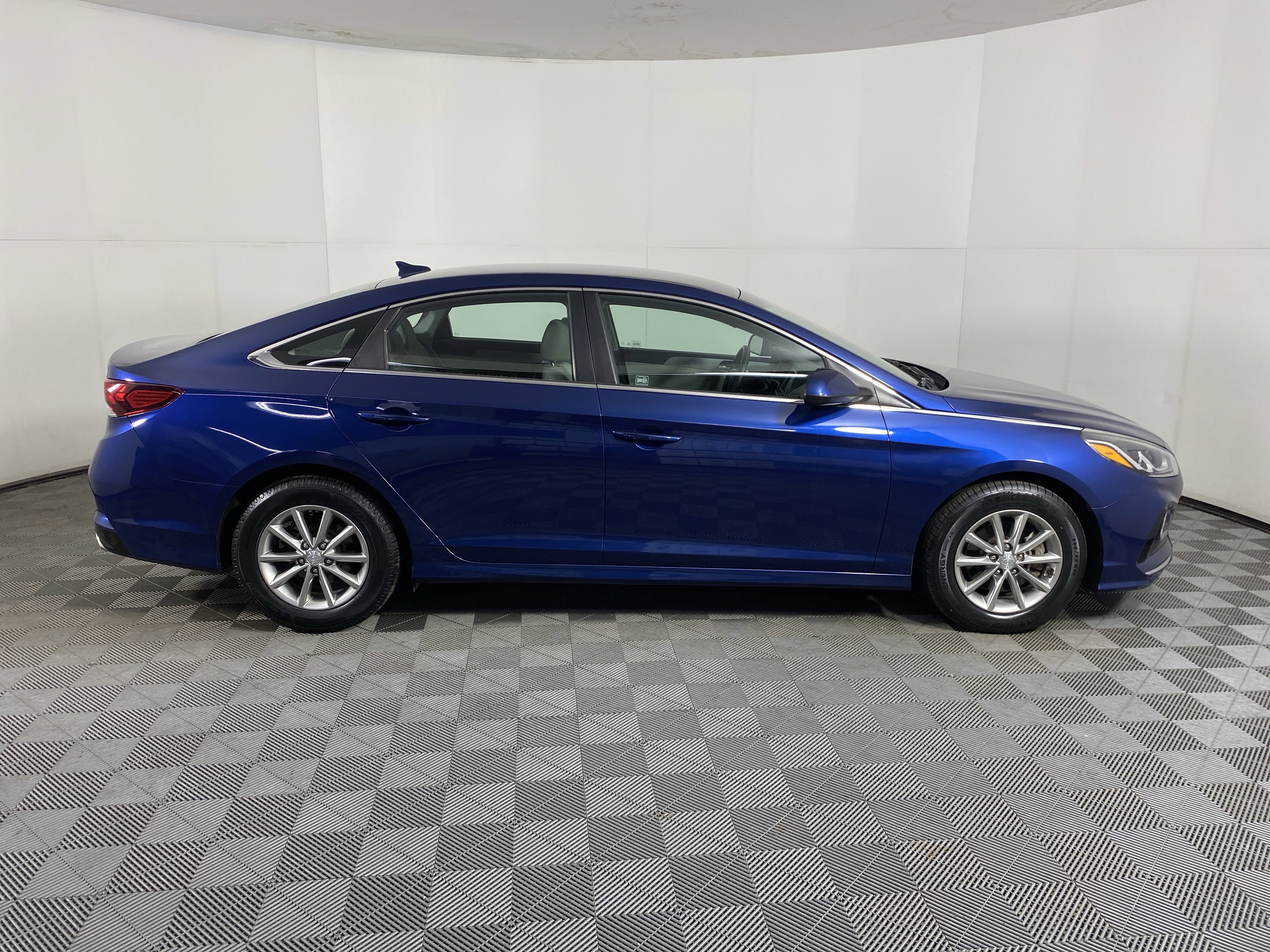 Used 2019 Hyundai Sonata ECO FWD image 5