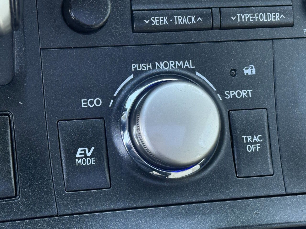 Used 2014 Lexus CT 200h image 9