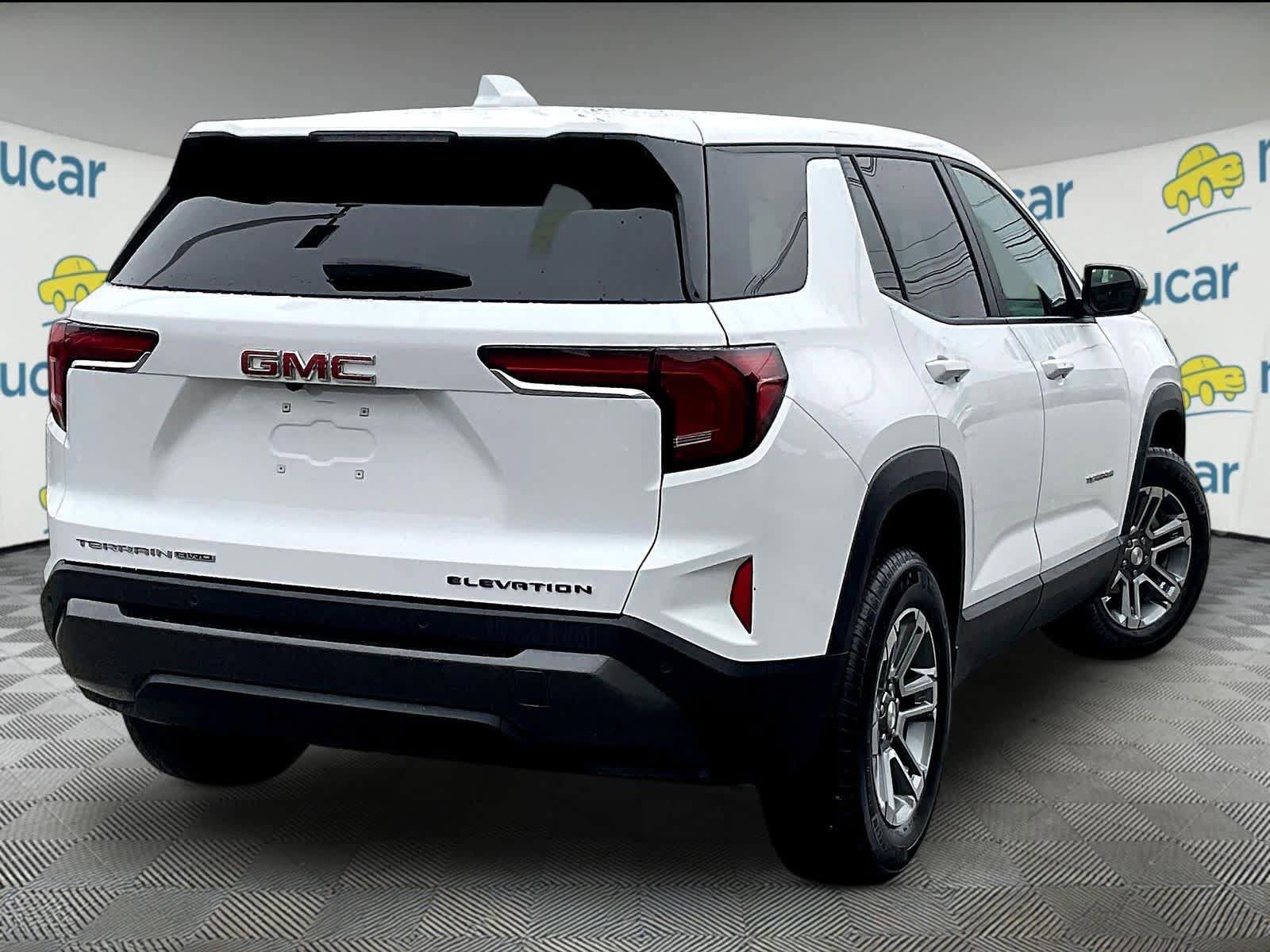 Used 2025 GMC Terrain Elevation image 6
