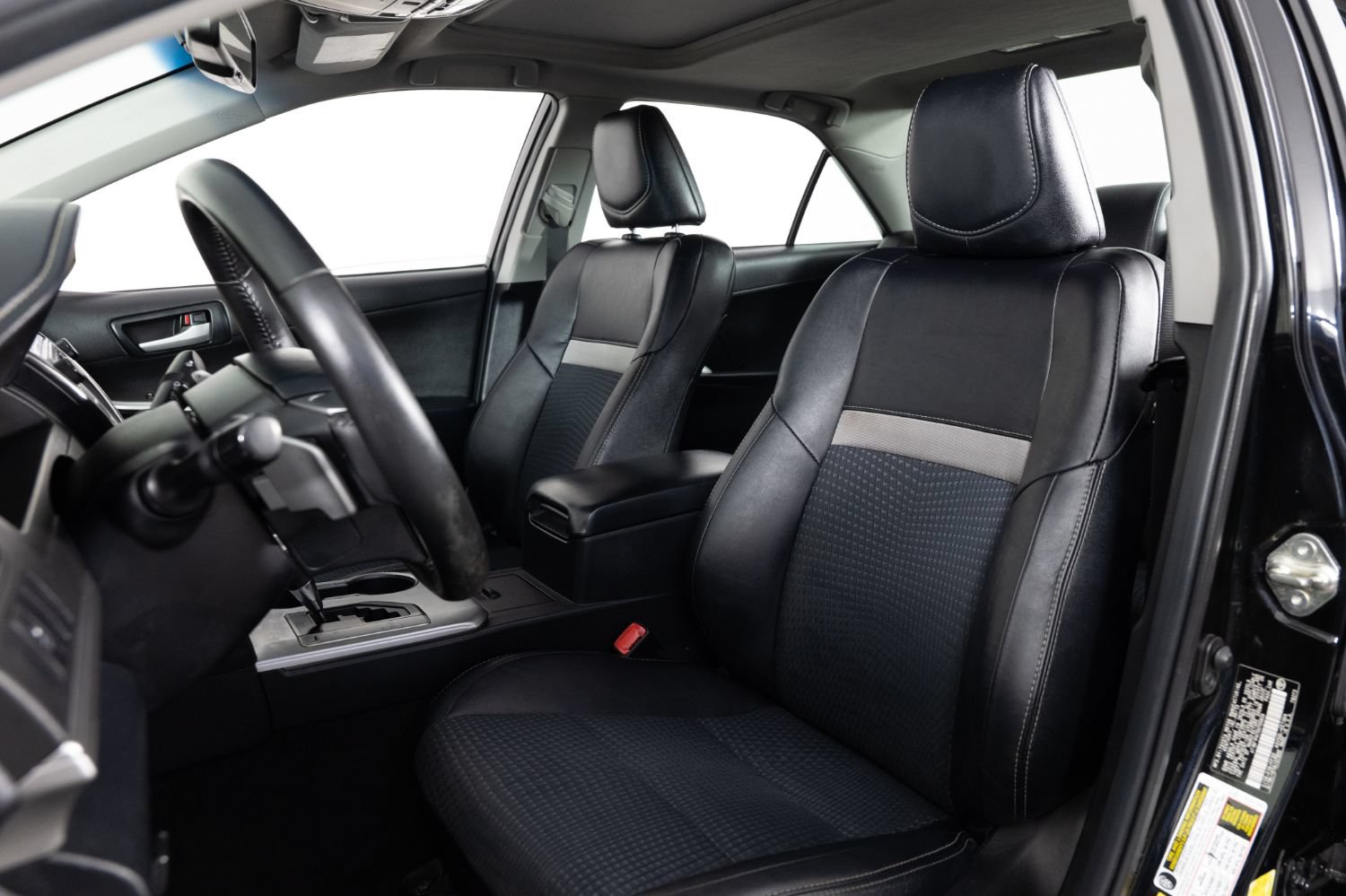 Used 2013 Toyota Camry SE w/ Convenience Pkg FWD image 15
