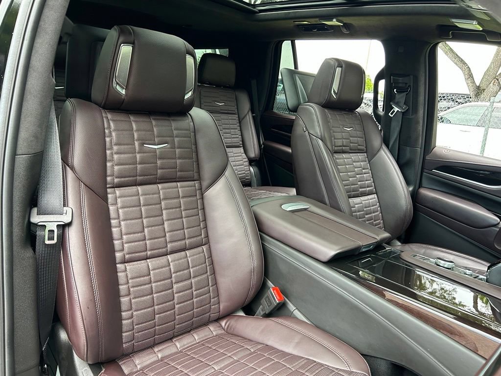 Used 2024 Cadillac Escalade Sport Platinum AWD/4WD image 46