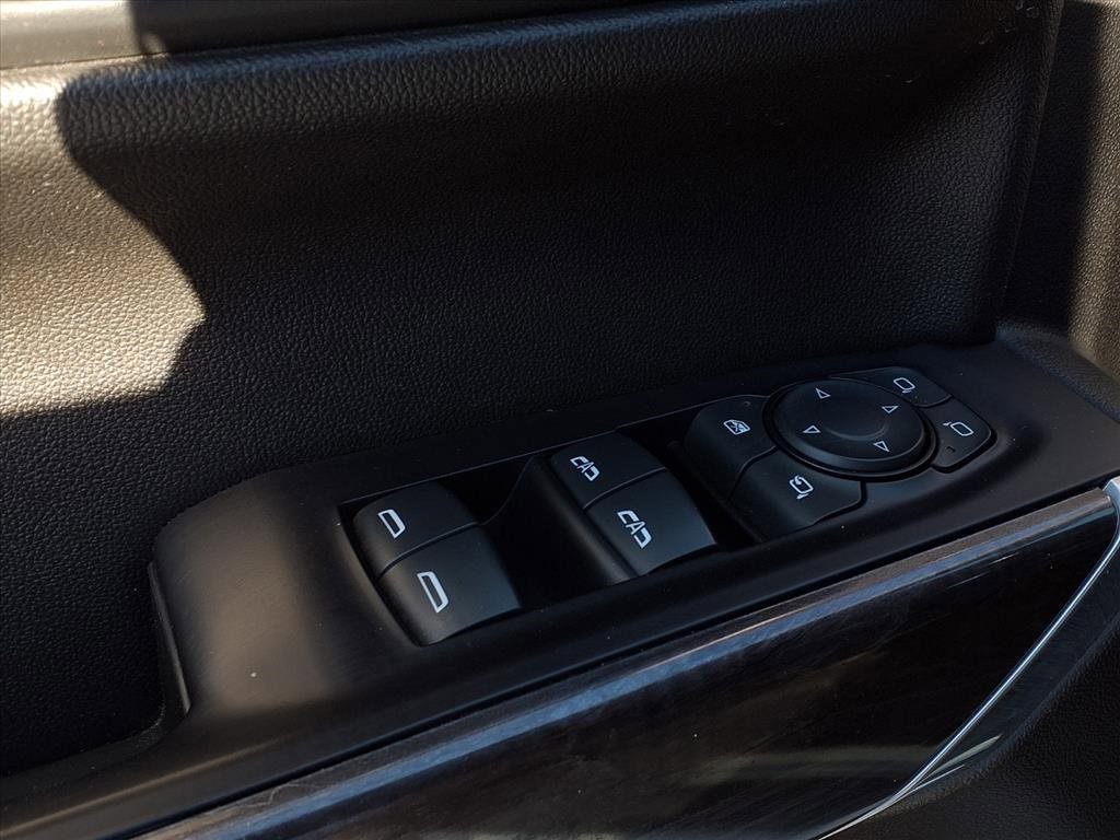 Used 2019 Chevrolet Silverado 1500 LTZ w/ LTZ Premium Package image 16