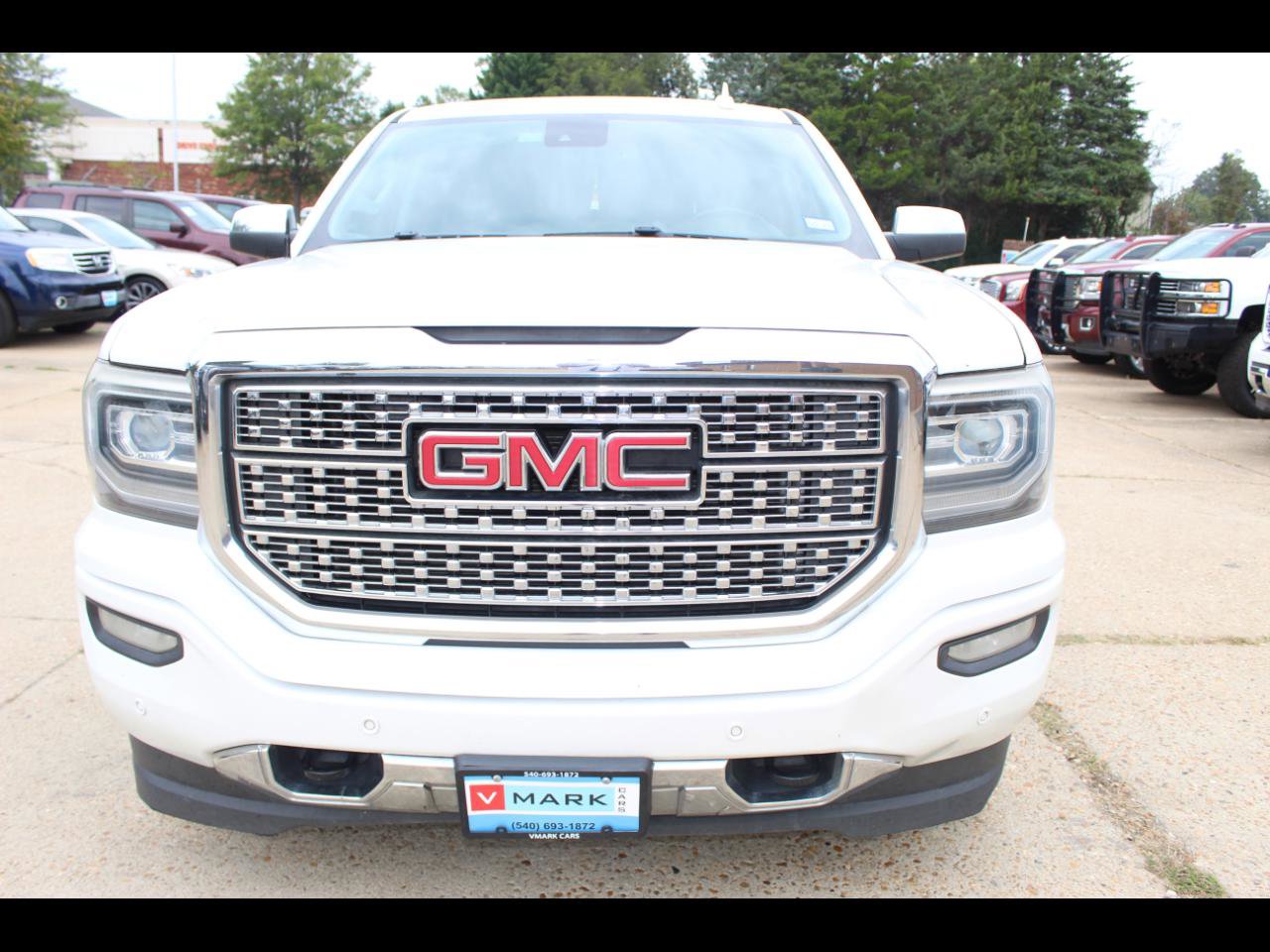 Used 2016 GMC Sierra 1500 Denali w/ Enhanced Driver Alert Package image 2