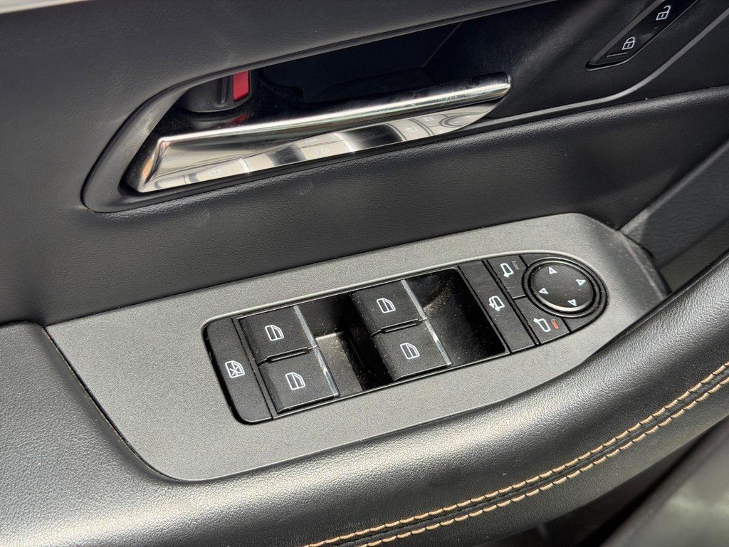 Used 2024 MAZDA CX-90 Plug-In Hybrid w/ Premium Plus AWD/4WD image 16