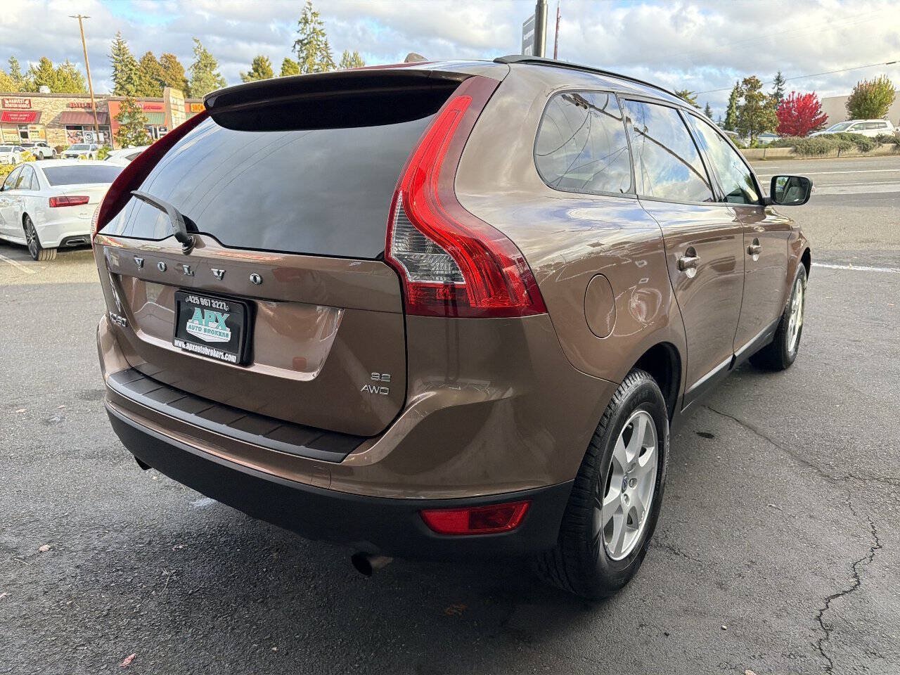 Used 2010 Volvo XC60 3.2 AWD/4WD image 8