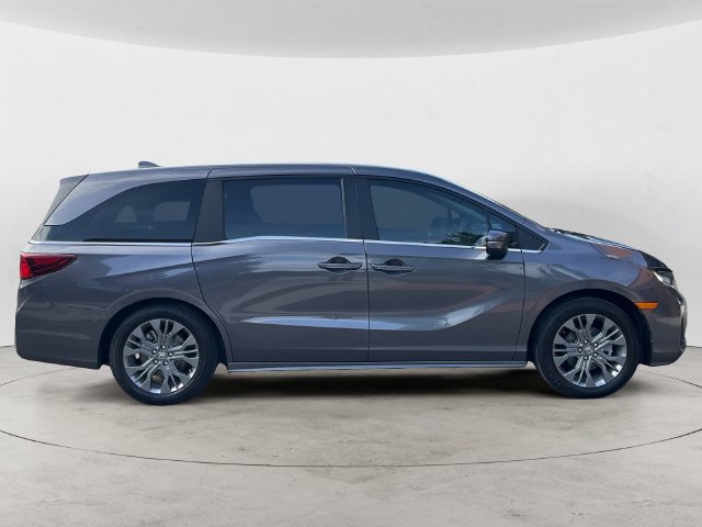 Used 2026 Honda Odyssey Touring image 6