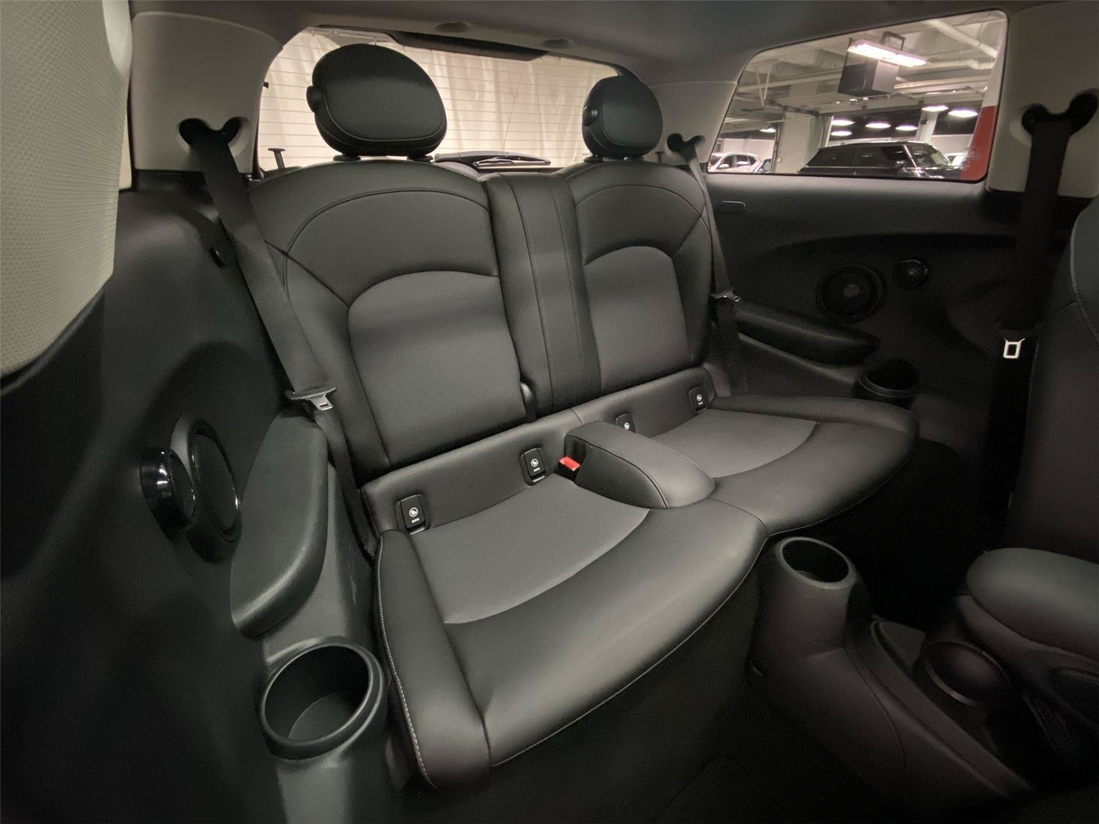 Used 2020 MINI Cooper S w/ Premium Package FWD image 28