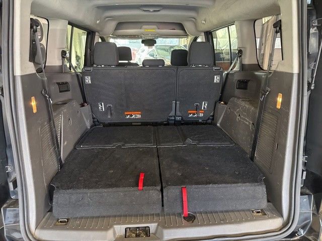 Used 2020 Ford Transit Connect XLT image 13