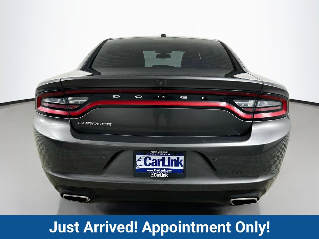 Used 2021 Dodge Charger SXT w/ Leather Interior Group RWD image 7