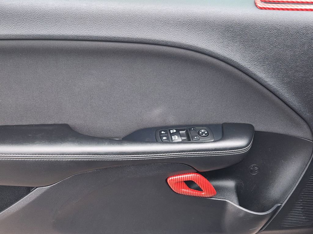 Used 2018 Dodge Challenger R/T Scat Pack RWD image 13