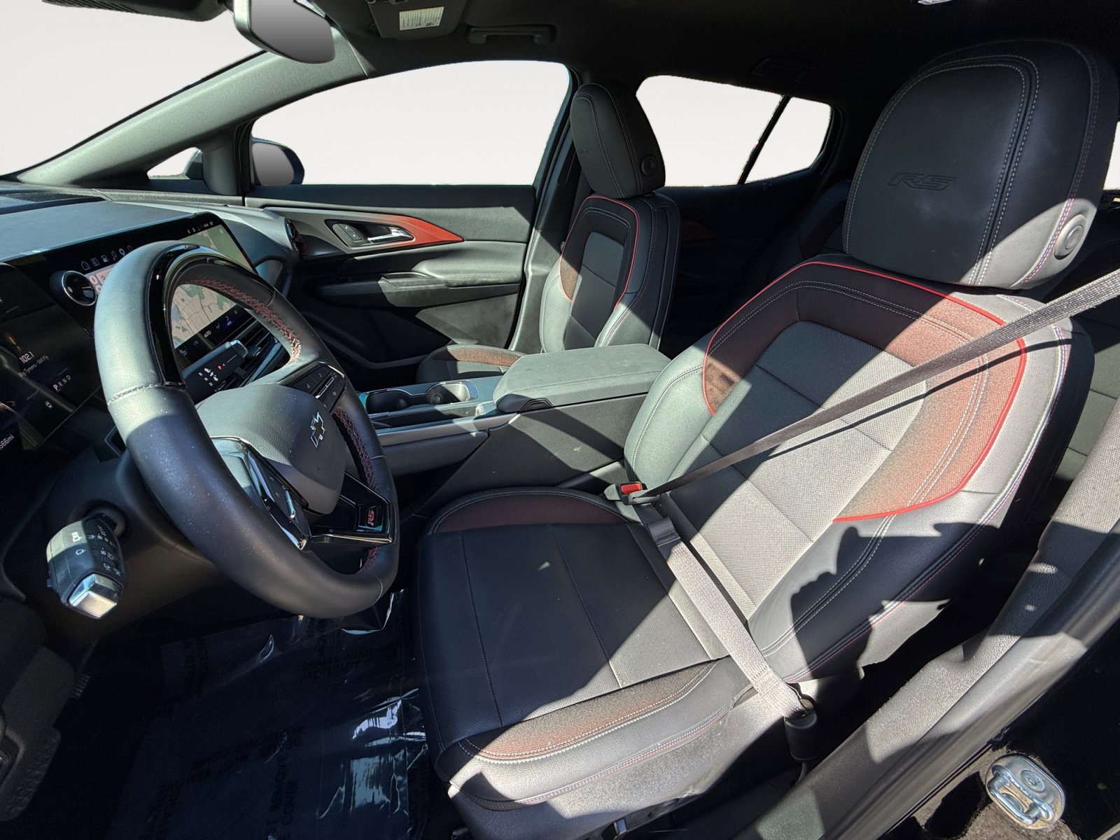 Used 2024 Chevrolet Equinox EV RS FWD image 10