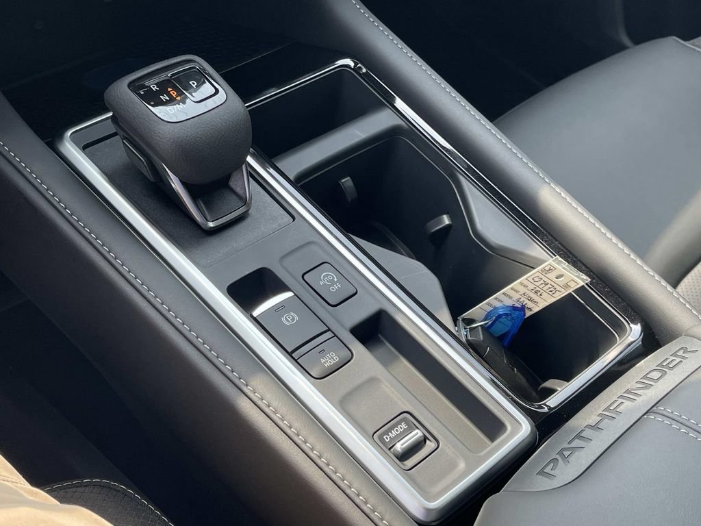 New 2026 Nissan Pathfinder SL FWD image 30