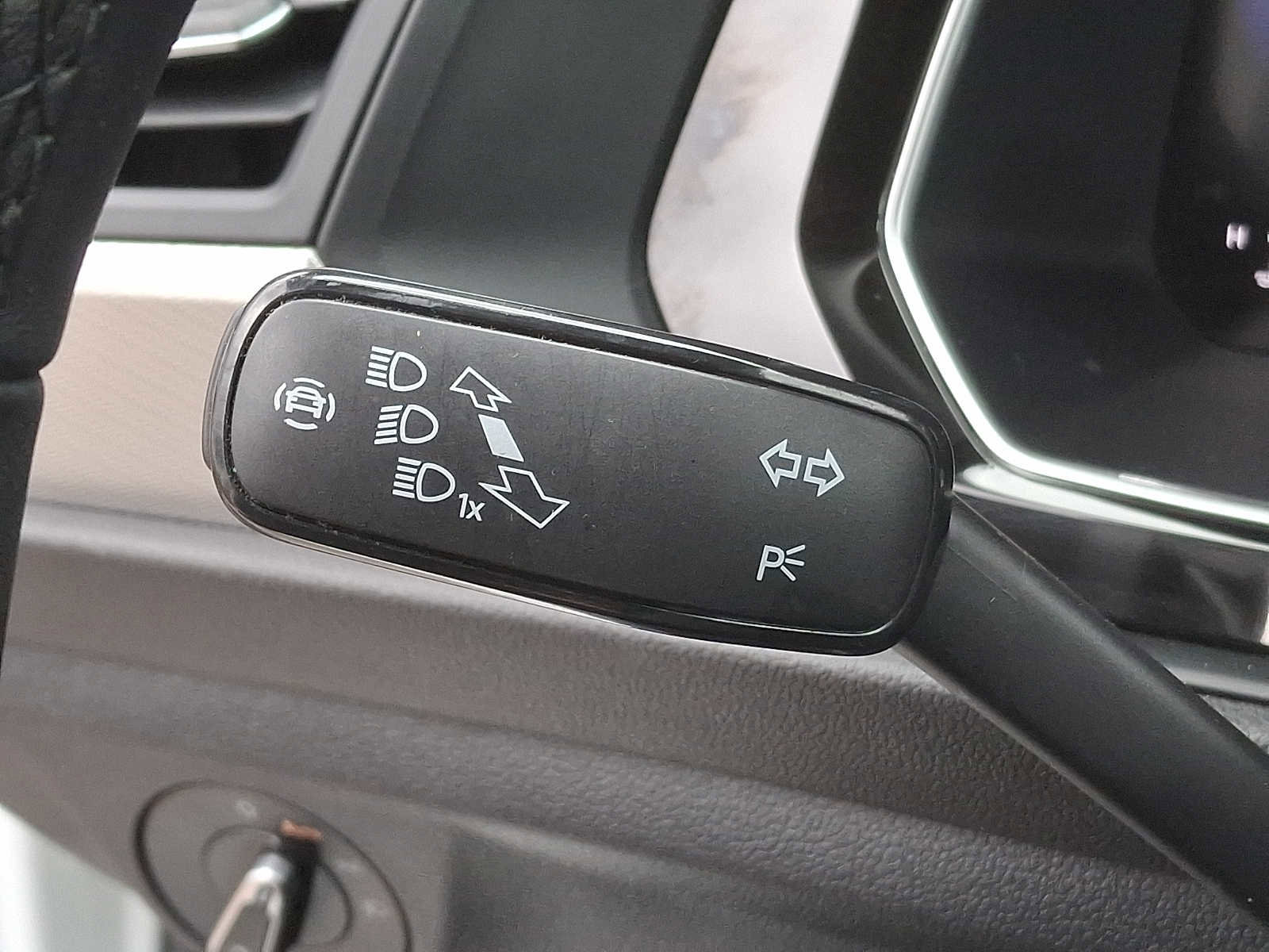 Used 2024 Volkswagen Jetta Sport image 24