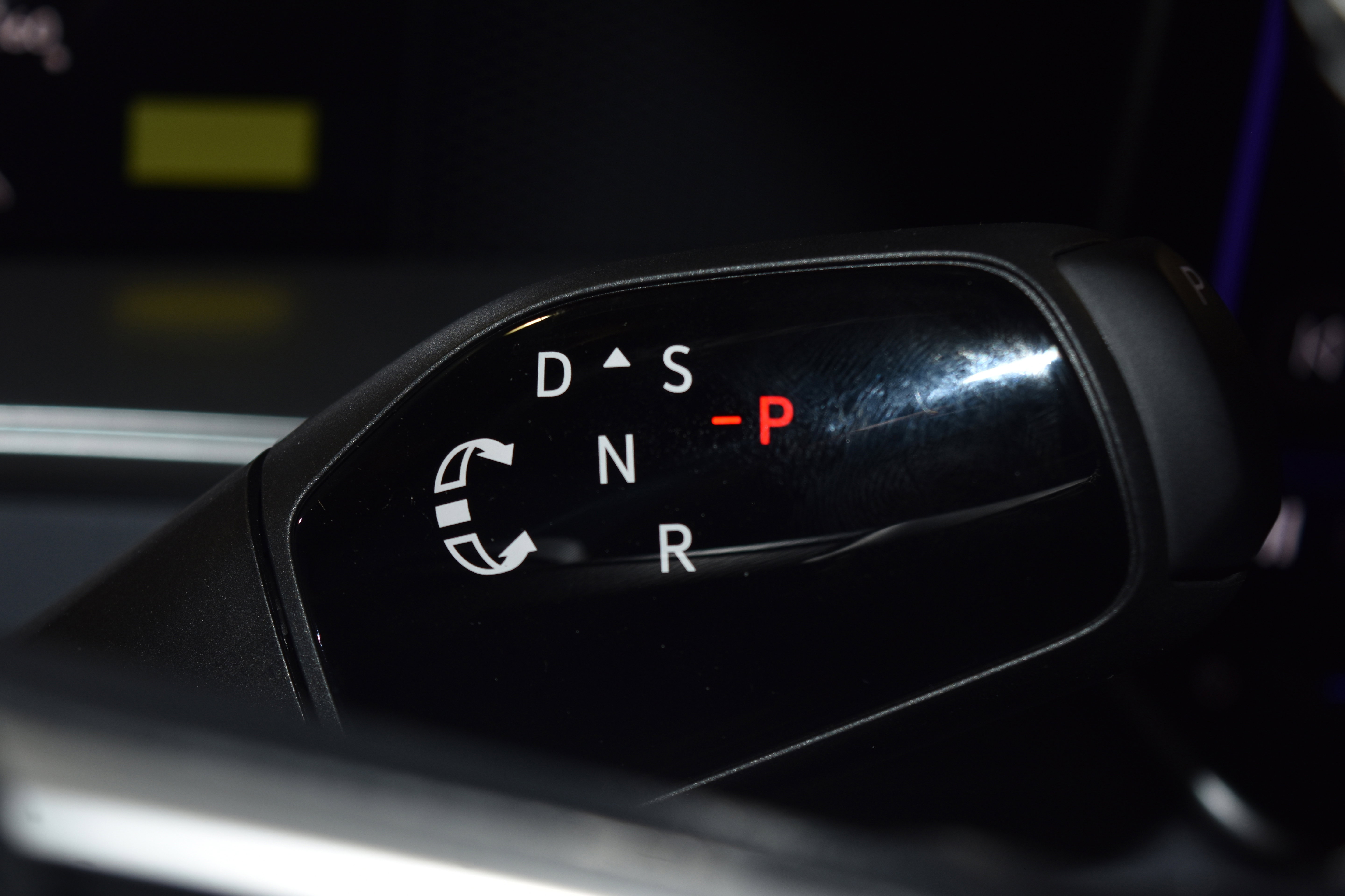 New 2026 Volkswagen Tiguan SE image 14