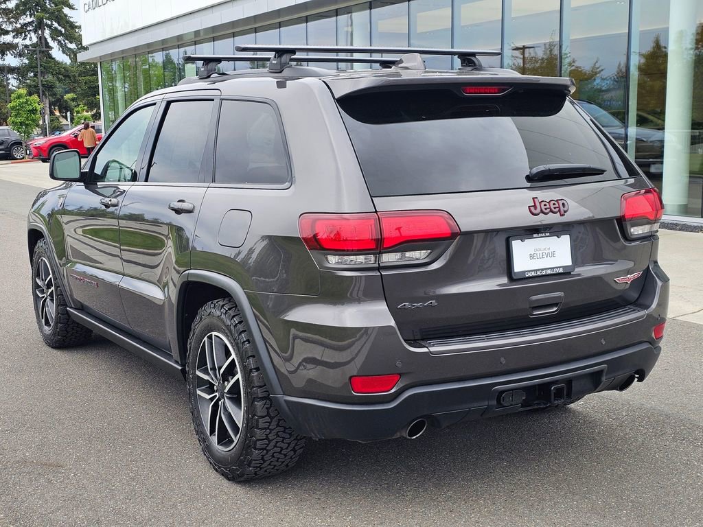 Used 2019 Jeep Grand Cherokee Trailhawk w/ Trailhawk Luxury Group AWD/4WD image 3