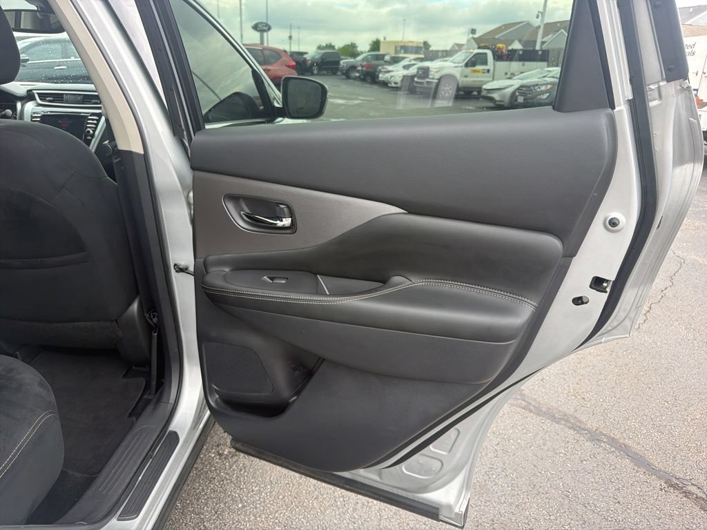 Used 2020 Nissan Murano SV AWD/4WD image 45
