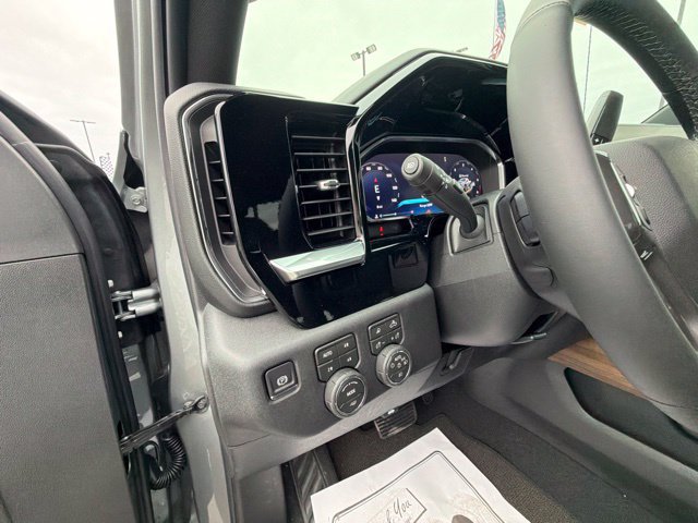 New 2026 Chevrolet Silverado 2500 High Country w/ LPO, Dark Essentials Package AWD/4WD image 23