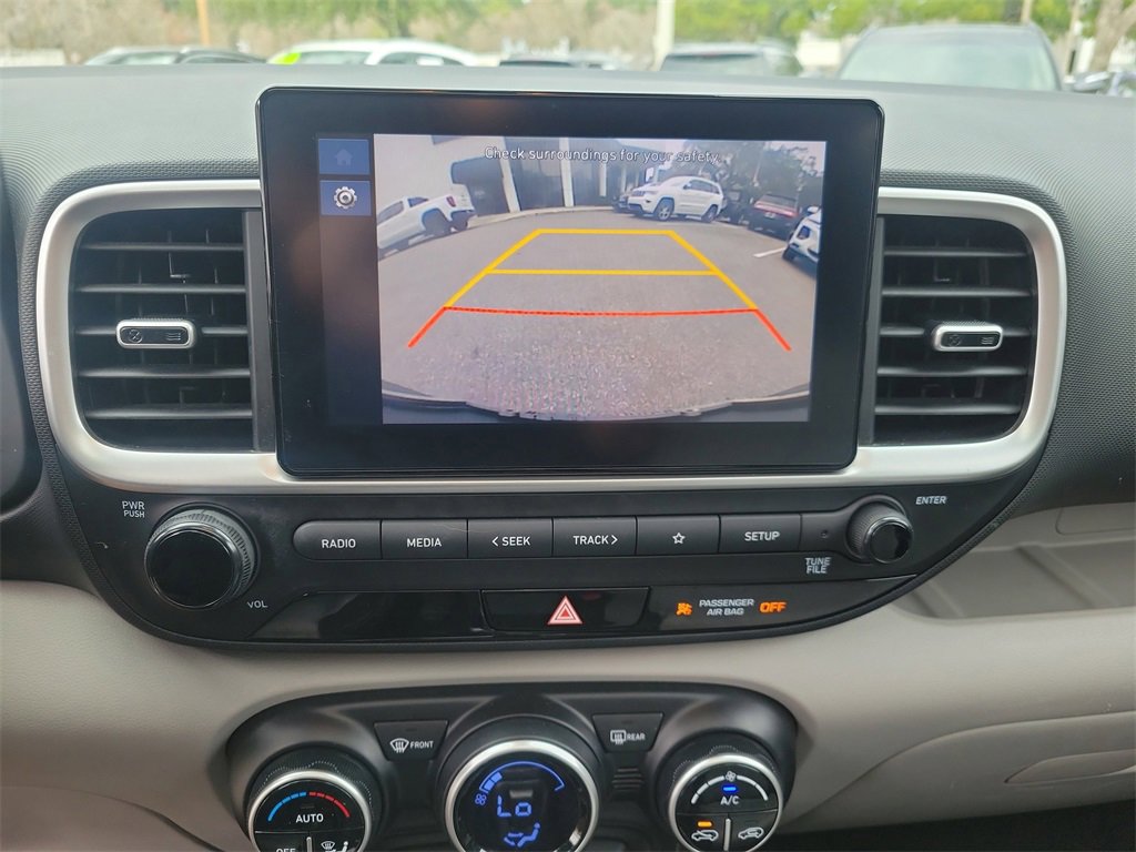 Certified 2023 Hyundai Venue SEL w/ Cargo Package image 29