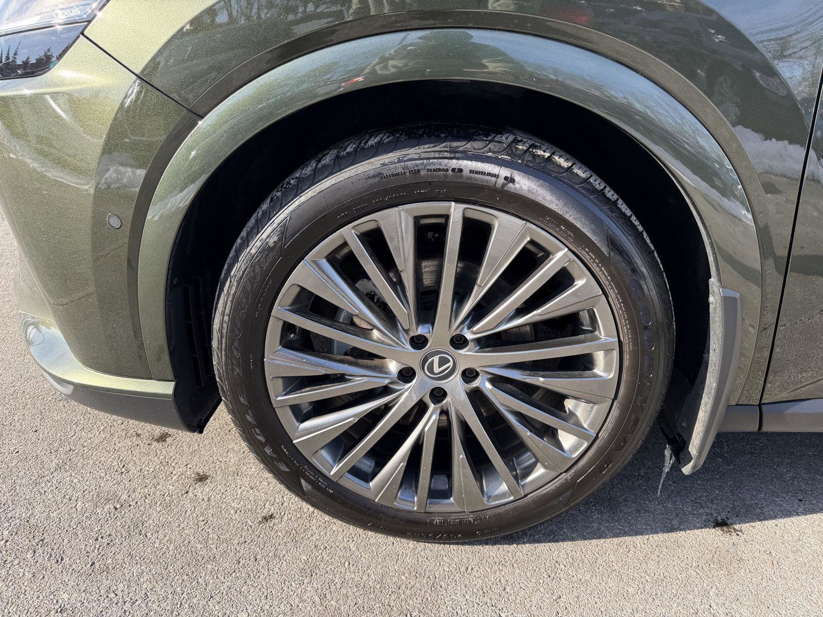 Used 2023 Lexus RX 350 w/ Luxury Package image 7