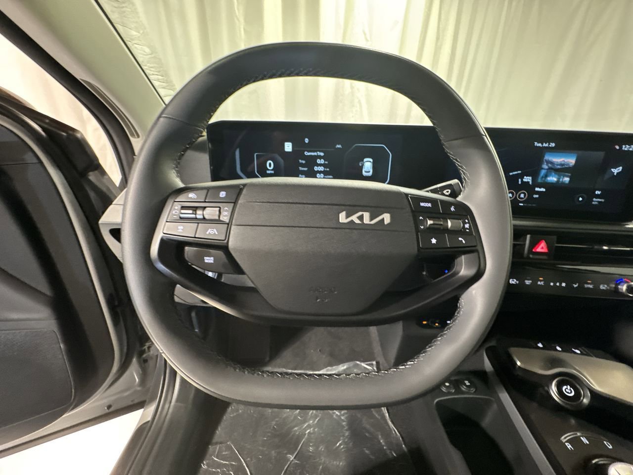 New 2025 Kia EV6 Light image 20