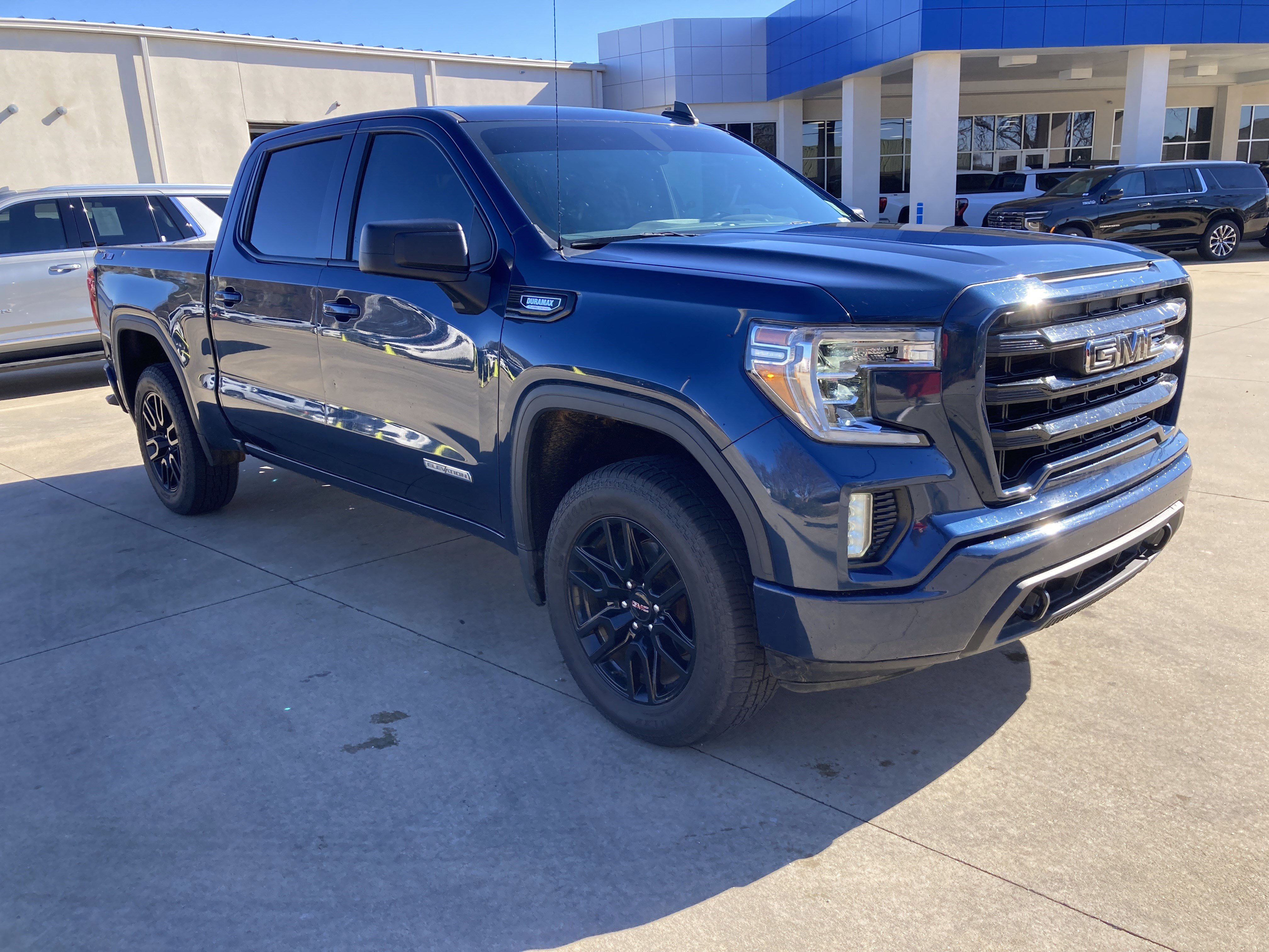 Certified 2021 GMC Sierra 1500 Elevation w/ Preferred Package image 3