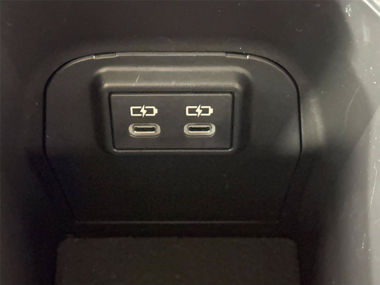 Used 2022 Toyota RAV4 XLE FWD image 30