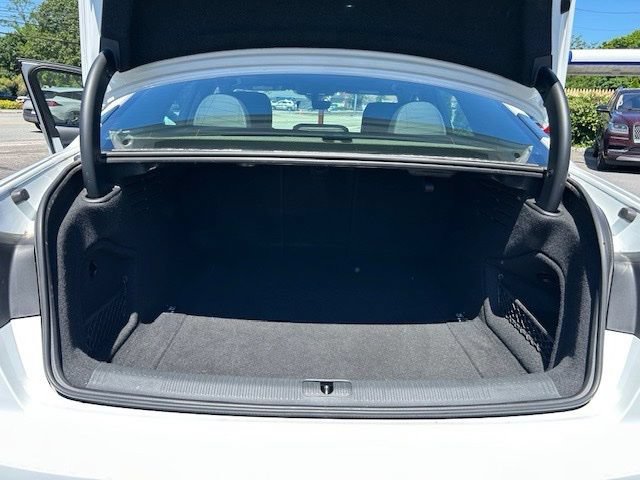 Used 2020 Audi A4 2.0T Premium w/ Convenience Package AWD/4WD image 9