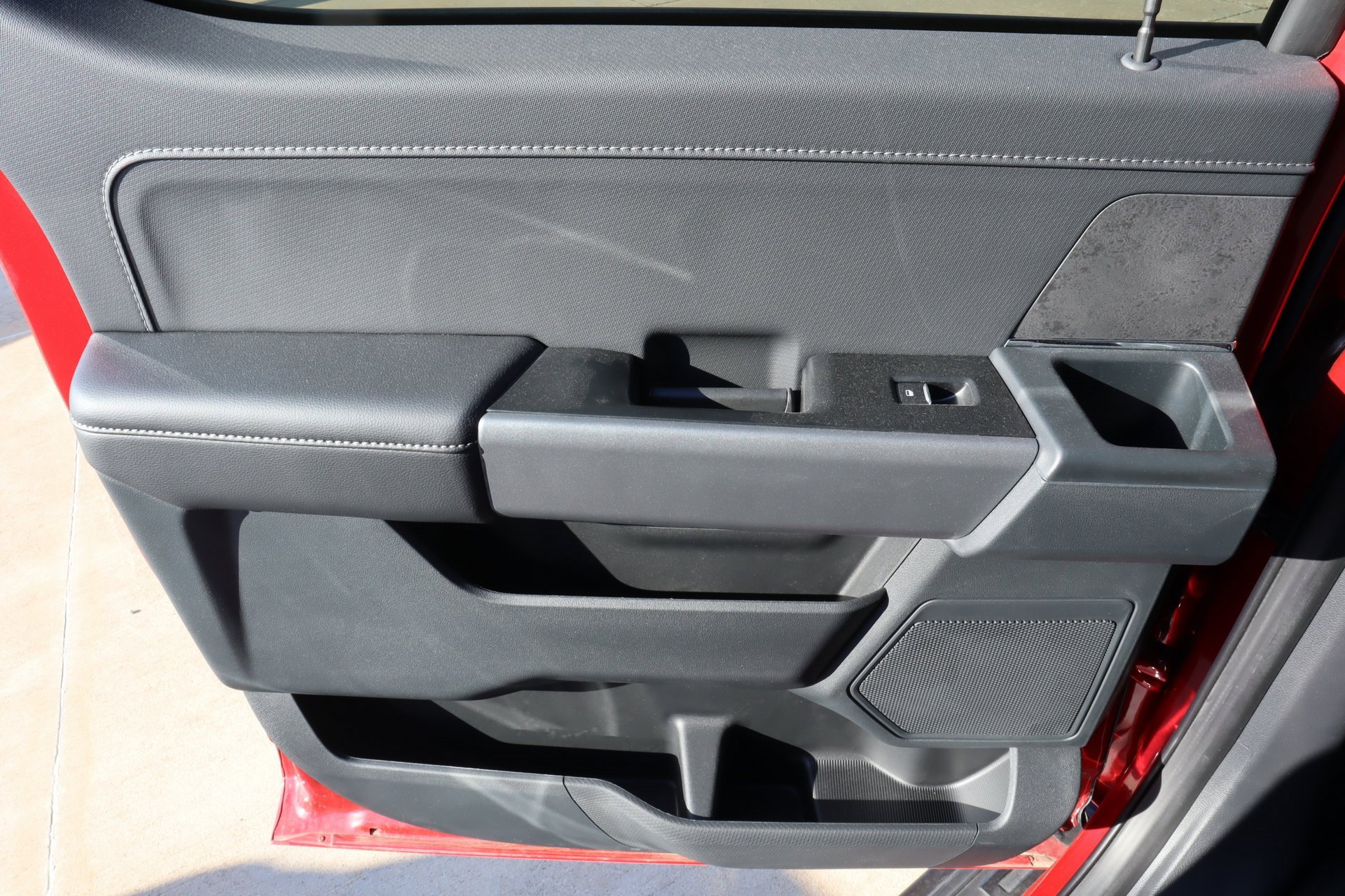 New 2025 Ford F150 XLT w/ Equipment Group 302A MID image 18