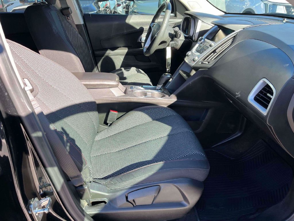 Used 2016 Chevrolet Equinox LT FWD image 15