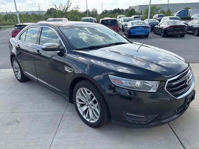 Used 2013 Ford Taurus Limited FWD image 7